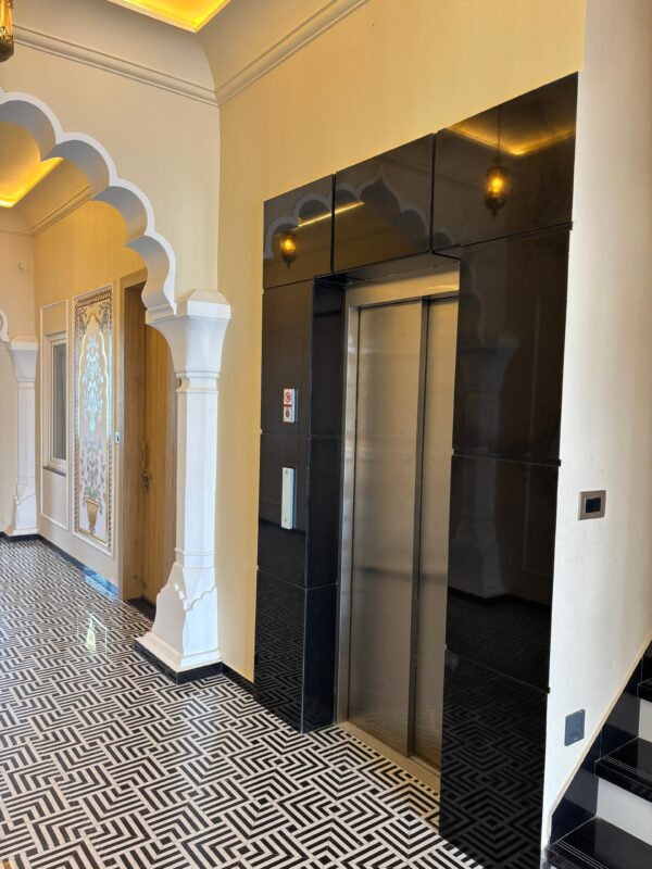 Chokha Mahal Entry Corridor