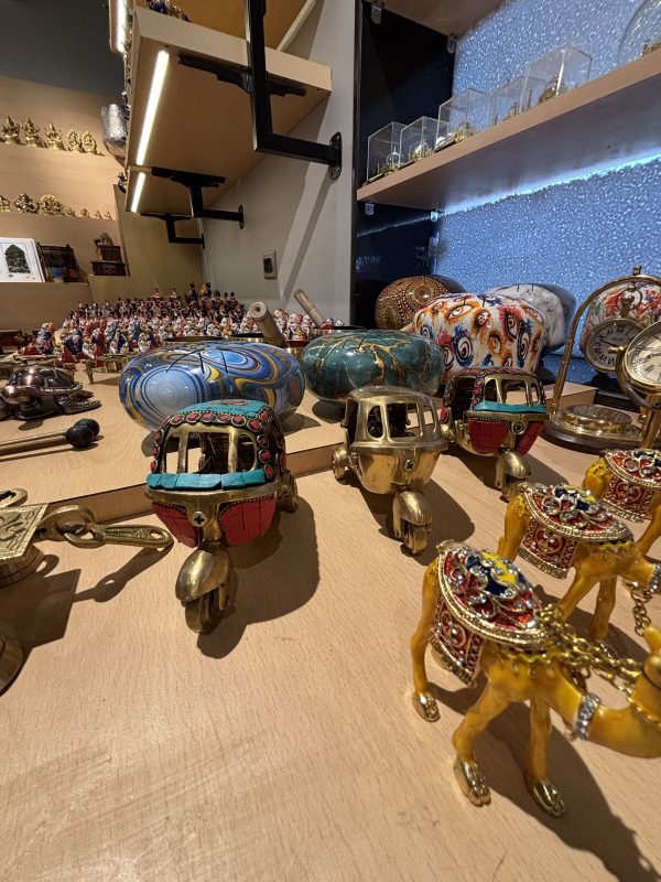 Chokha Bazaar Metal Decor