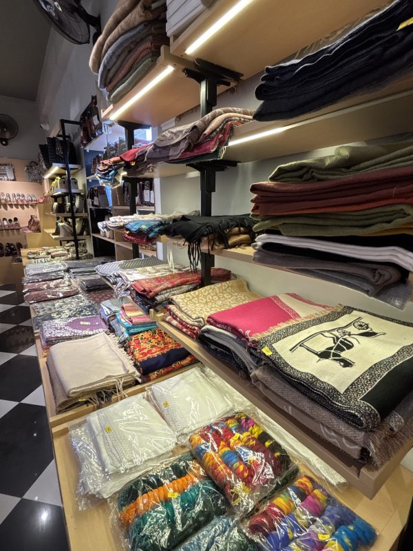 Chokha Bazaar Shawls