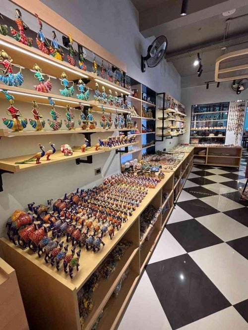 Chokha Bazaar Inside