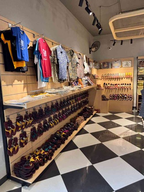 Chokha Bazaar Inside
